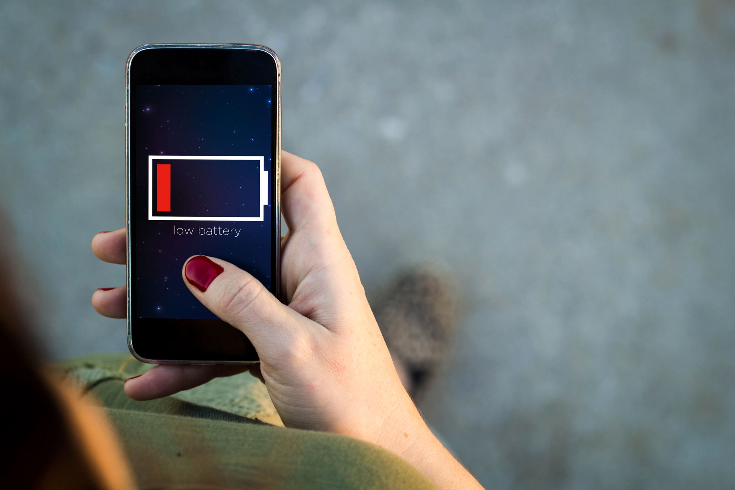 05-things-that-kill-your-smartphone-battery-call-500803504_milindri