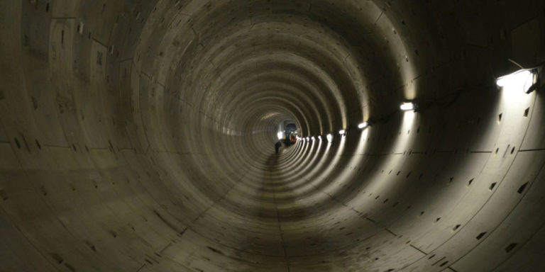 Елон Маск збудує особистий тунель