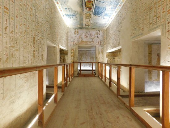 У Єгипті запустили віртуальні подорожі гробницями фараонів та іншими пам’ятками