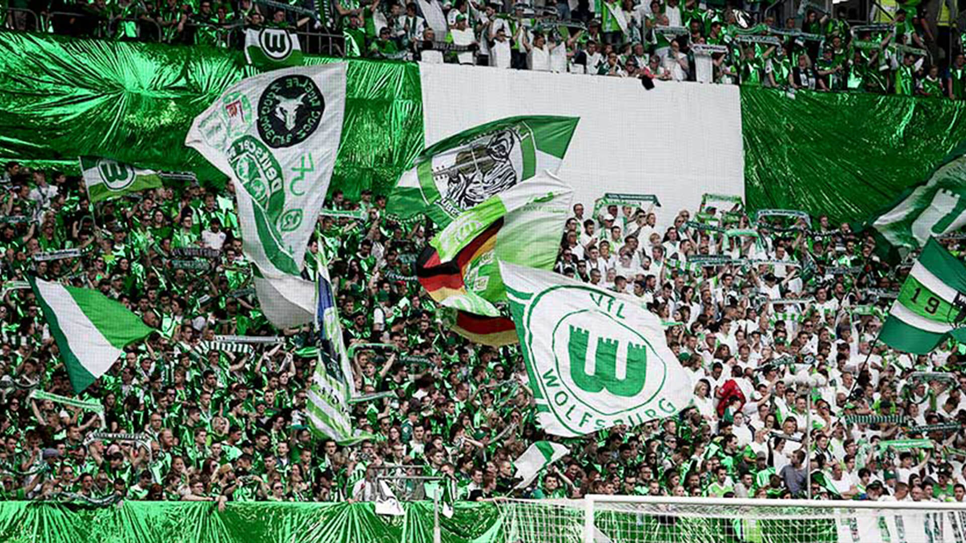 vfl-wolfsburg-fans-im-stadion-1920x1080