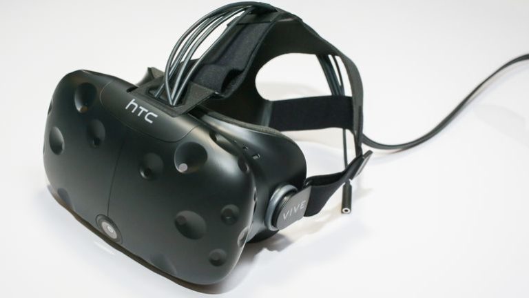 Безпровідна VR-гарнітура HTC Vive – вже цього року