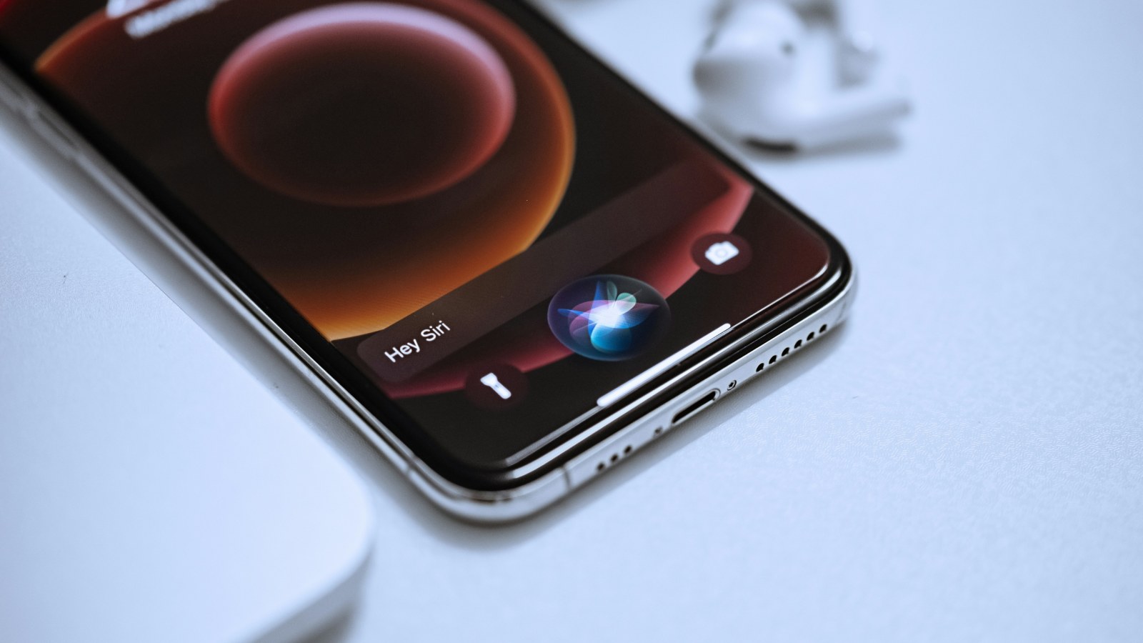 Apple виплатить 345 мільйонів за Siri