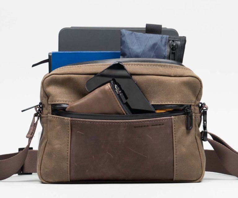 Новий Shinjuku Crossbody 473