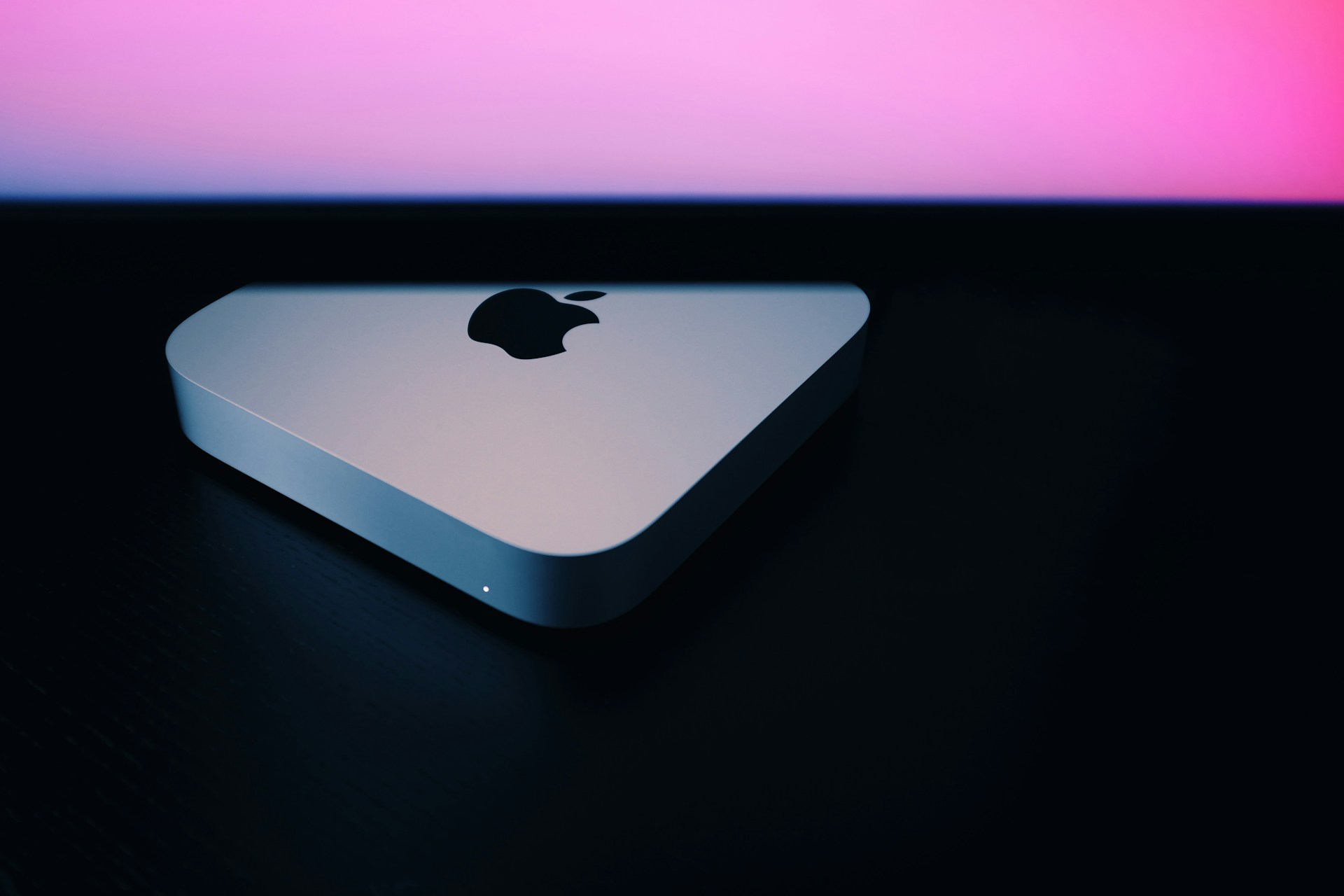Apple ремонтує M2 Mac Mini 456