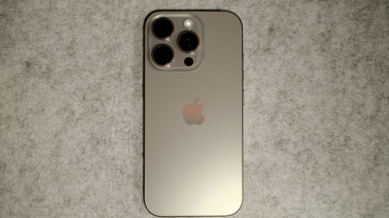 iPhone 16e топ 10 456