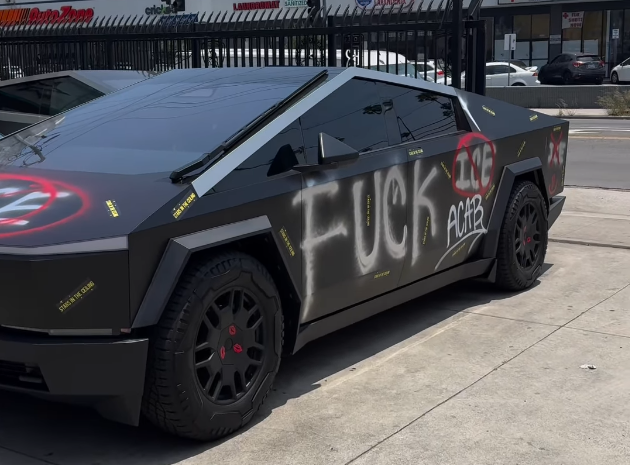 Tesla Cybertruck 456
