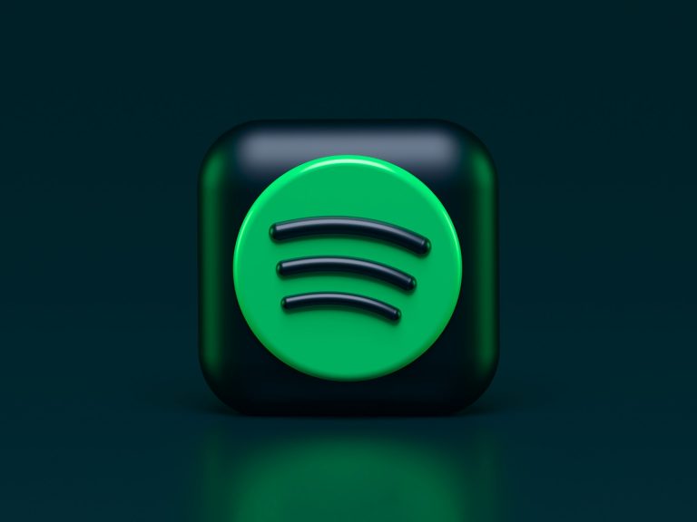 Spotify під вогнем критики 452