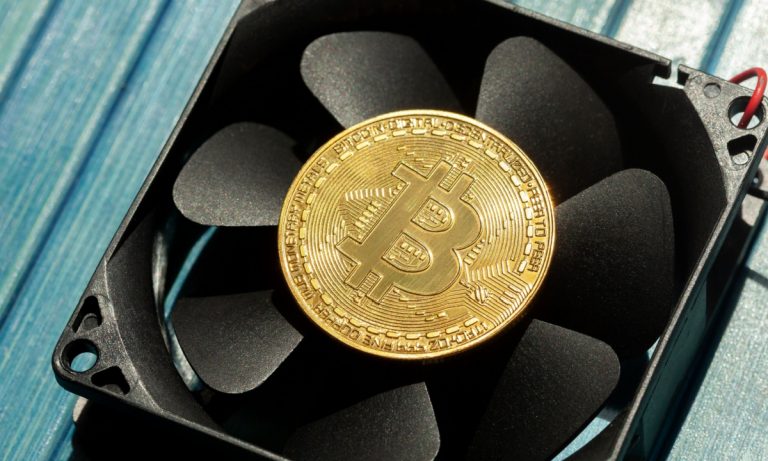 Block запускає апаратуру та програмне забезпечення для майнінгу Bitcoin