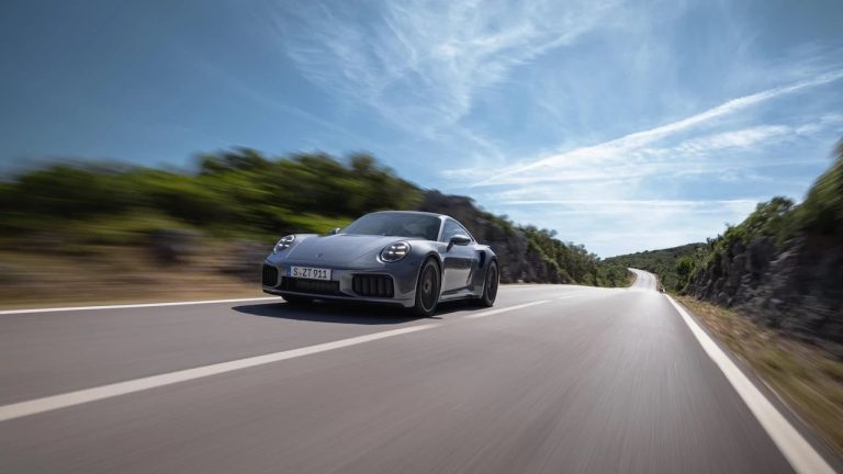 Новий Porsche 911 Turbo S 345