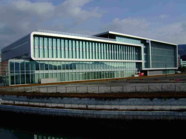 Страховий гігант AIG 542