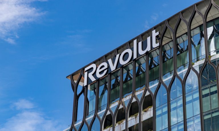 Revolut обраний для тестування стейблкоїнів у регуляторному пісочниці Великої Британії